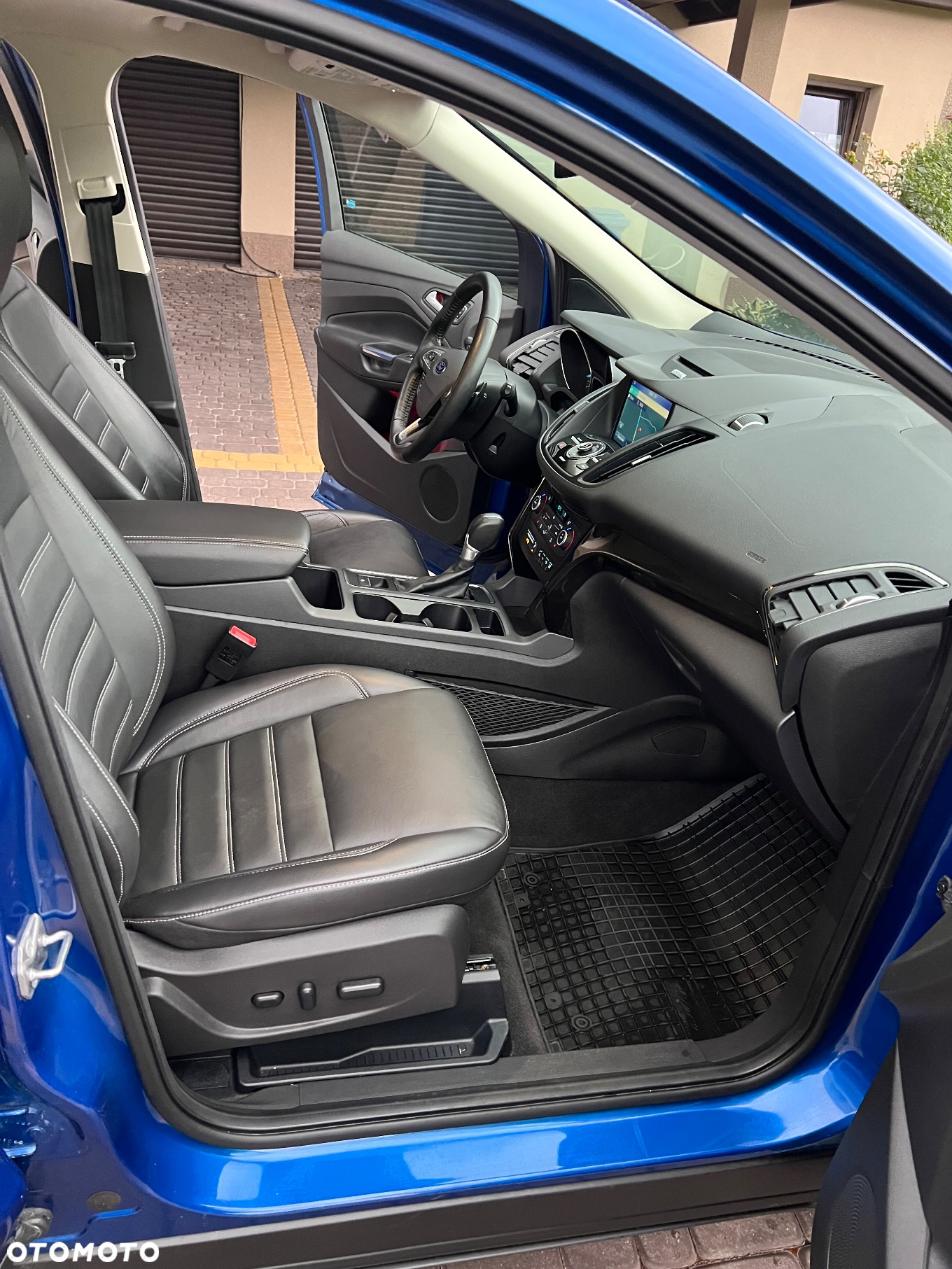 Ford Kuga 1.5 EcoBoost 4WD Titanium - 21