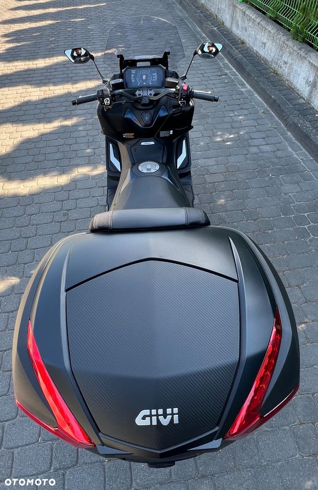 Yamaha Tmax - 9