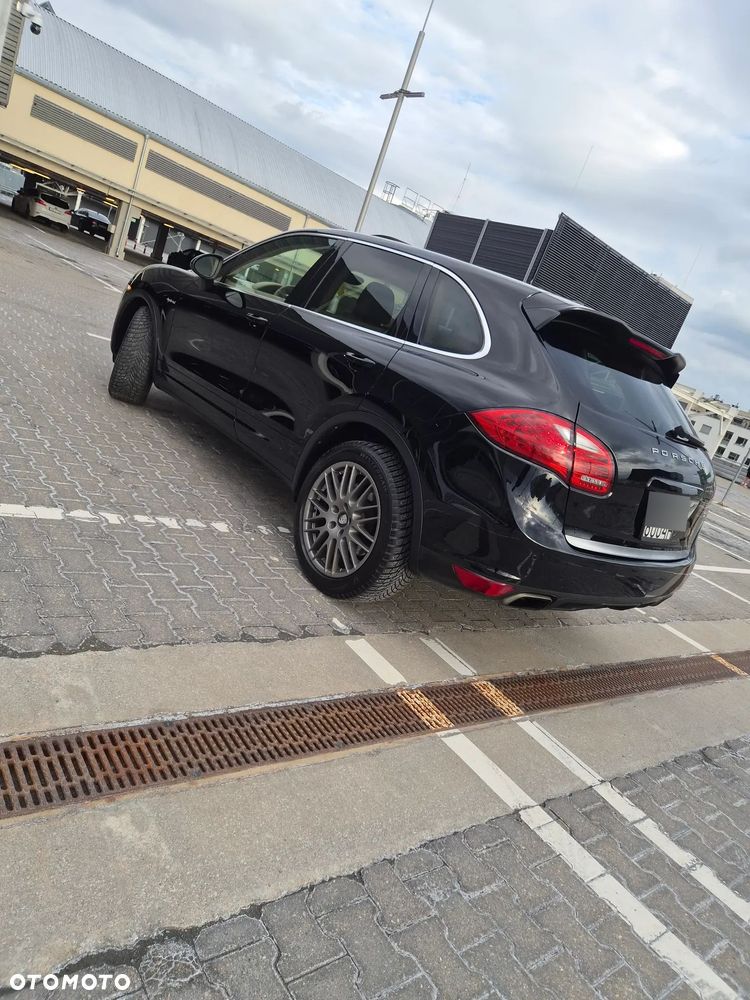 Porsche Cayenne - 6