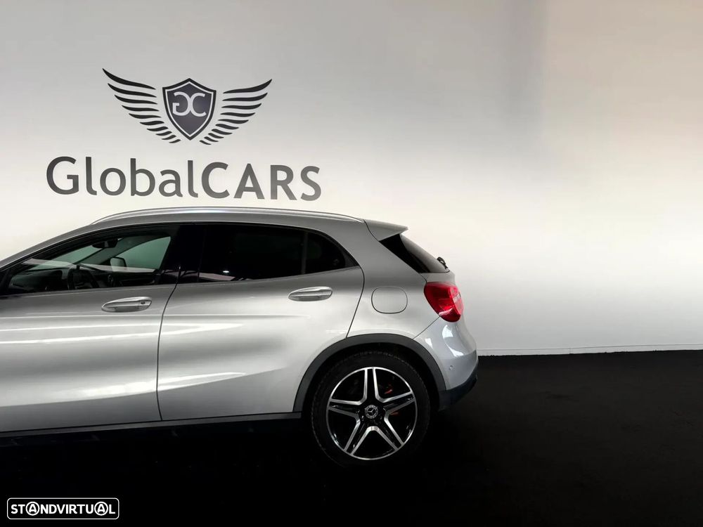 Mercedes-Benz GLA 200 - 7