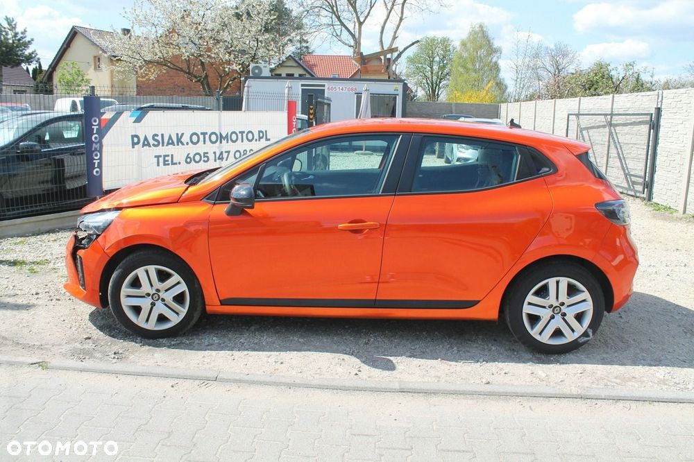 Renault Clio - 8