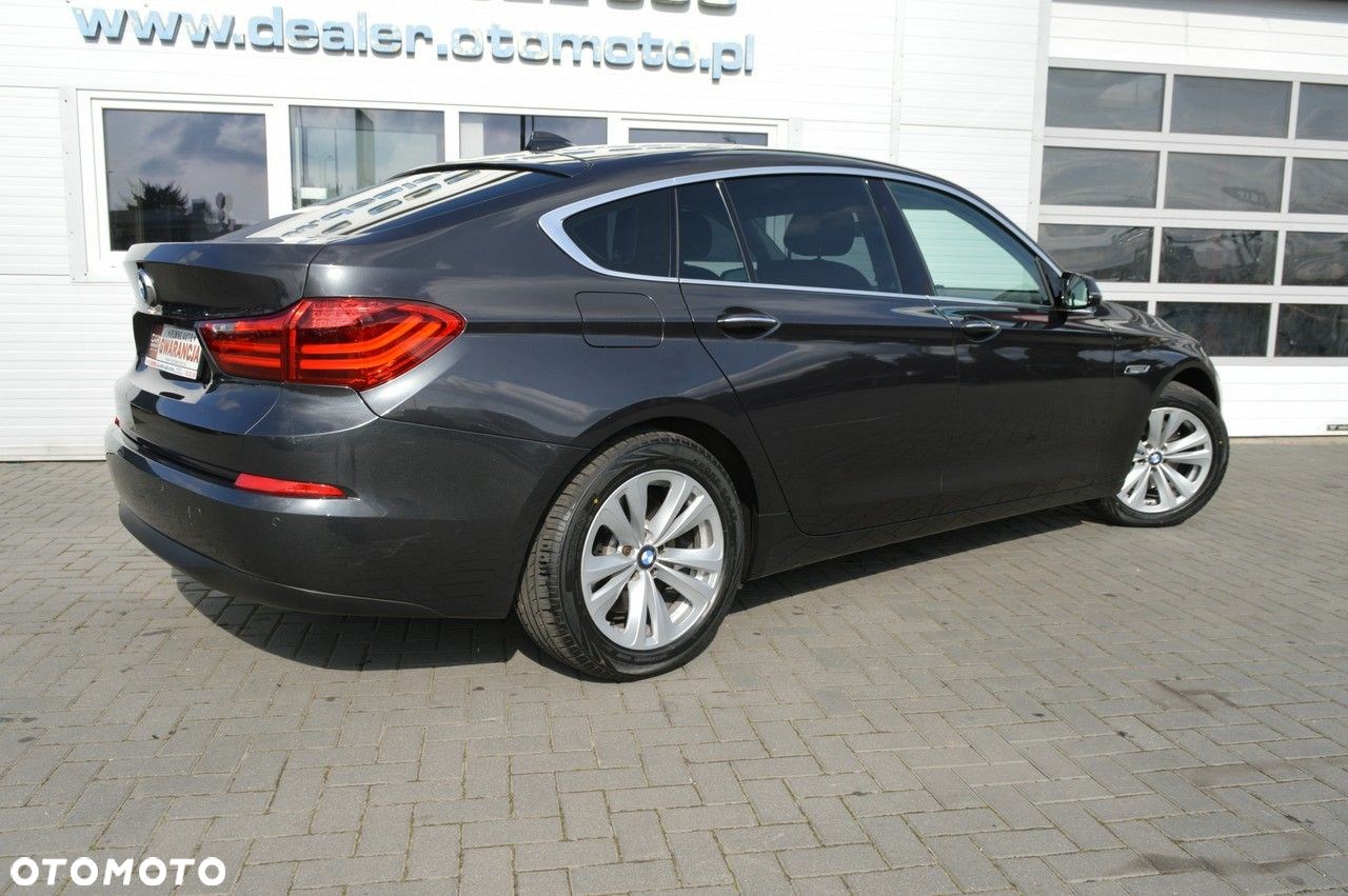 BMW 5GT - 15
