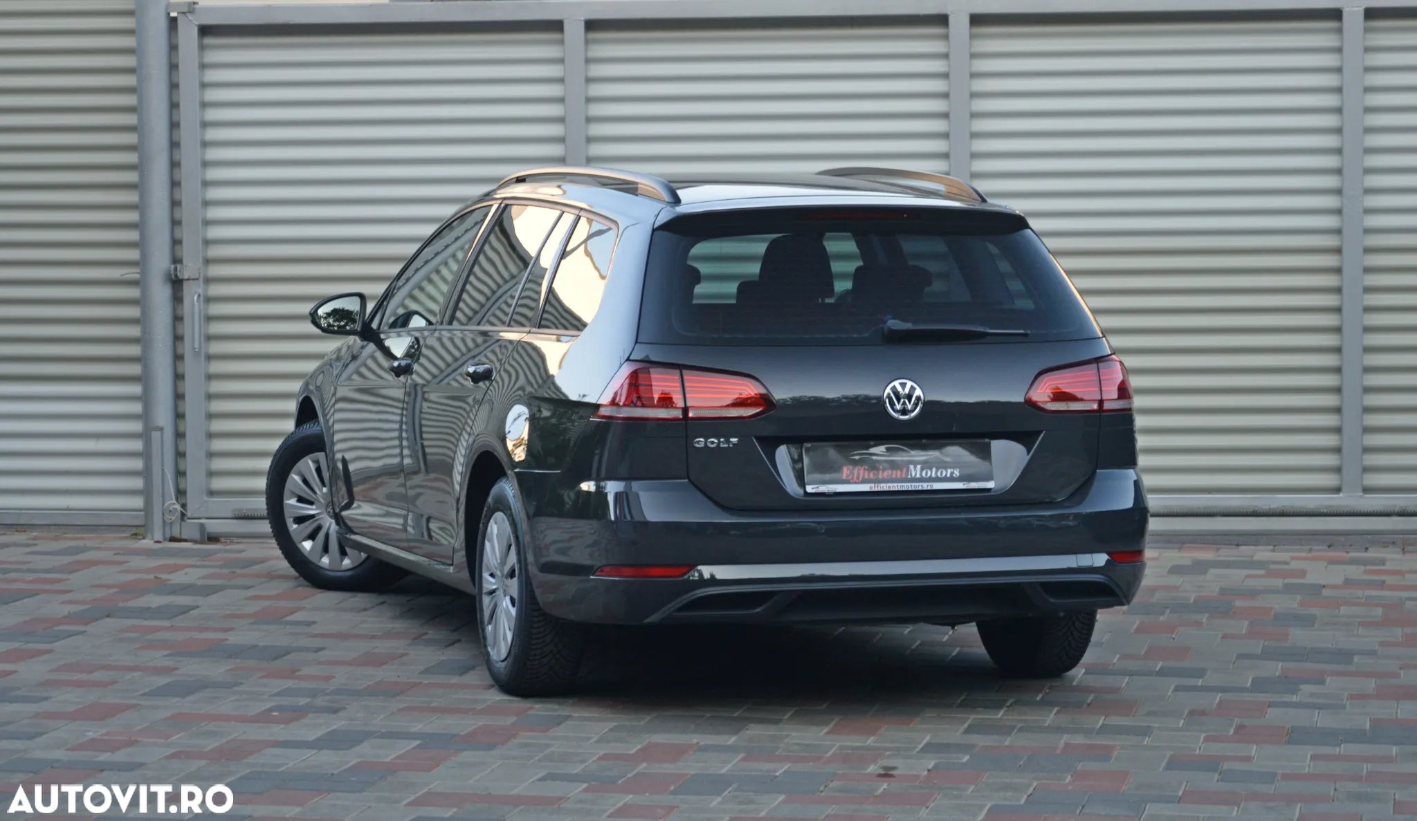 Volkswagen Golf 1.6 TDI Comfortline - 5