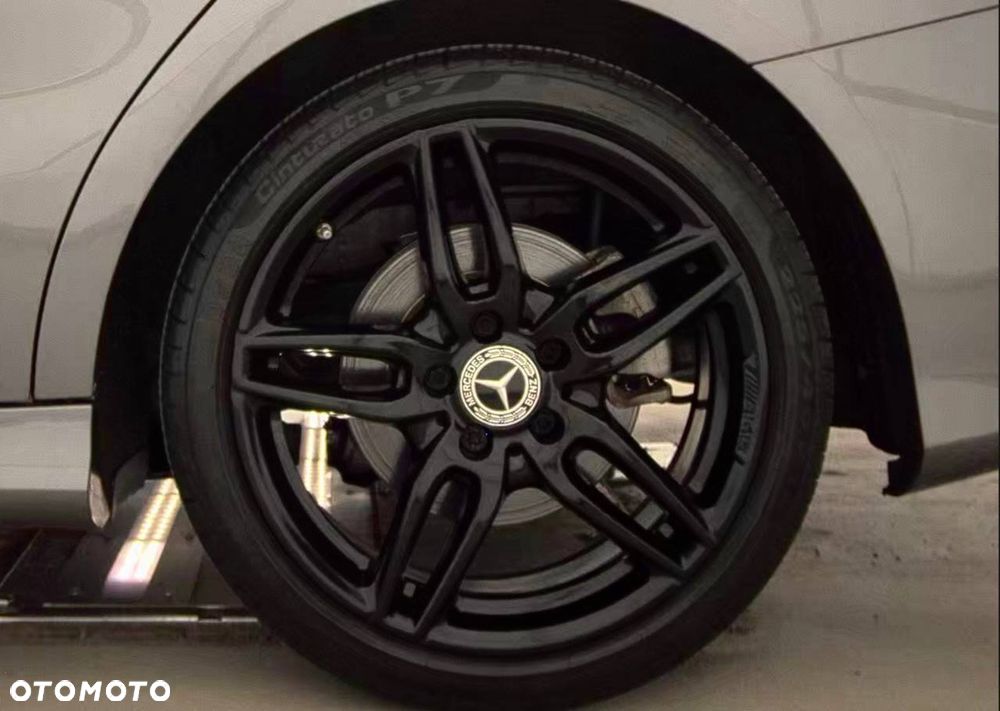 Mercedes-Benz CLA 250 4Matic 7G-DCT AMG Line - 11