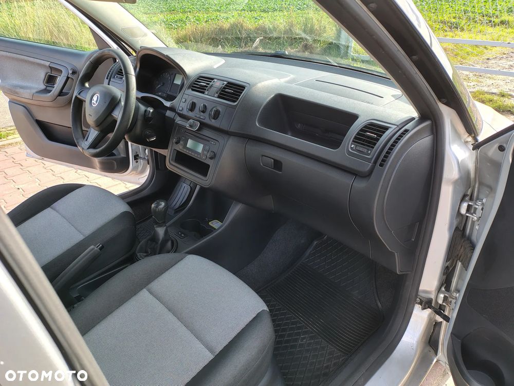 Skoda Fabia 1.6 TDI DPF Active Plus - 10