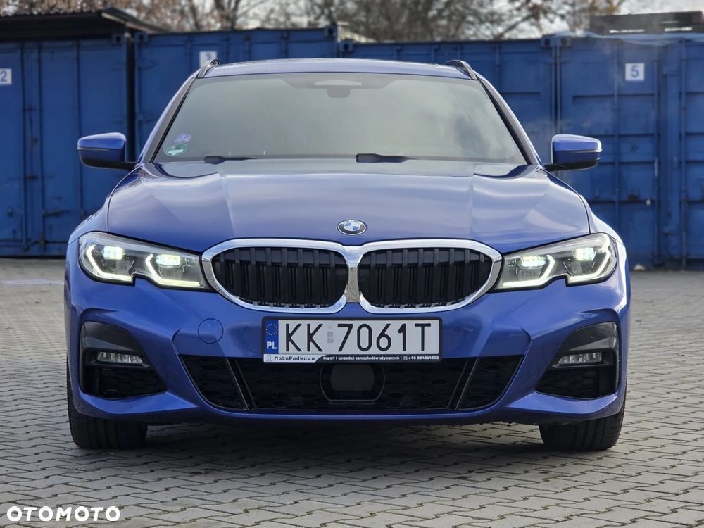 BMW Seria 3 330i xDrive M Sport sport - 2