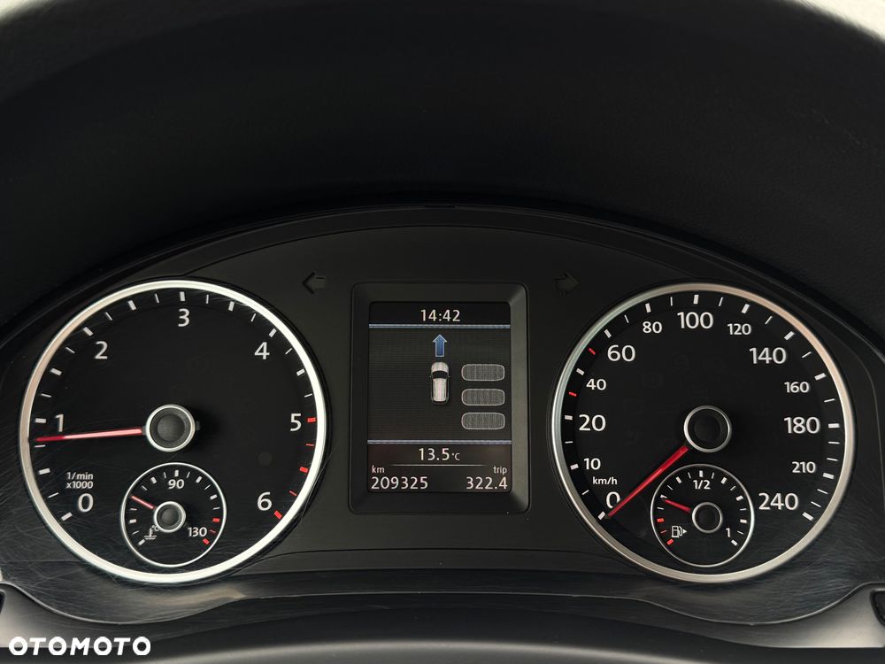 Volkswagen Tiguan 2.0 TDI DPF BlueMotion Technology Cup Sport & Style - 35