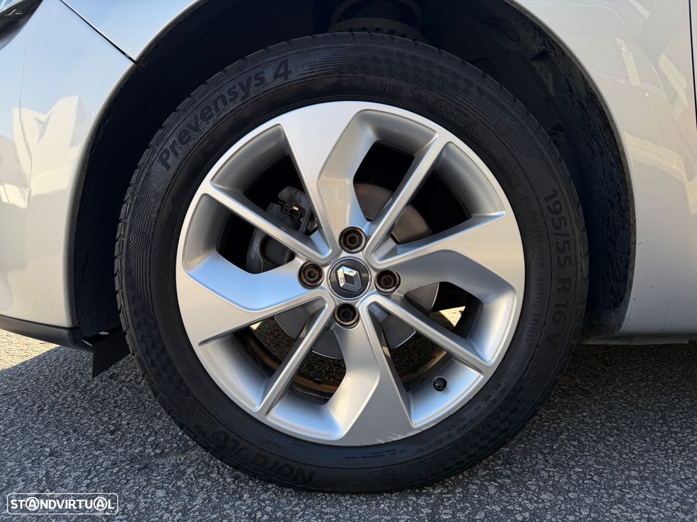 Renault Clio Sport Tourer 0.9 TCe Limited - 22