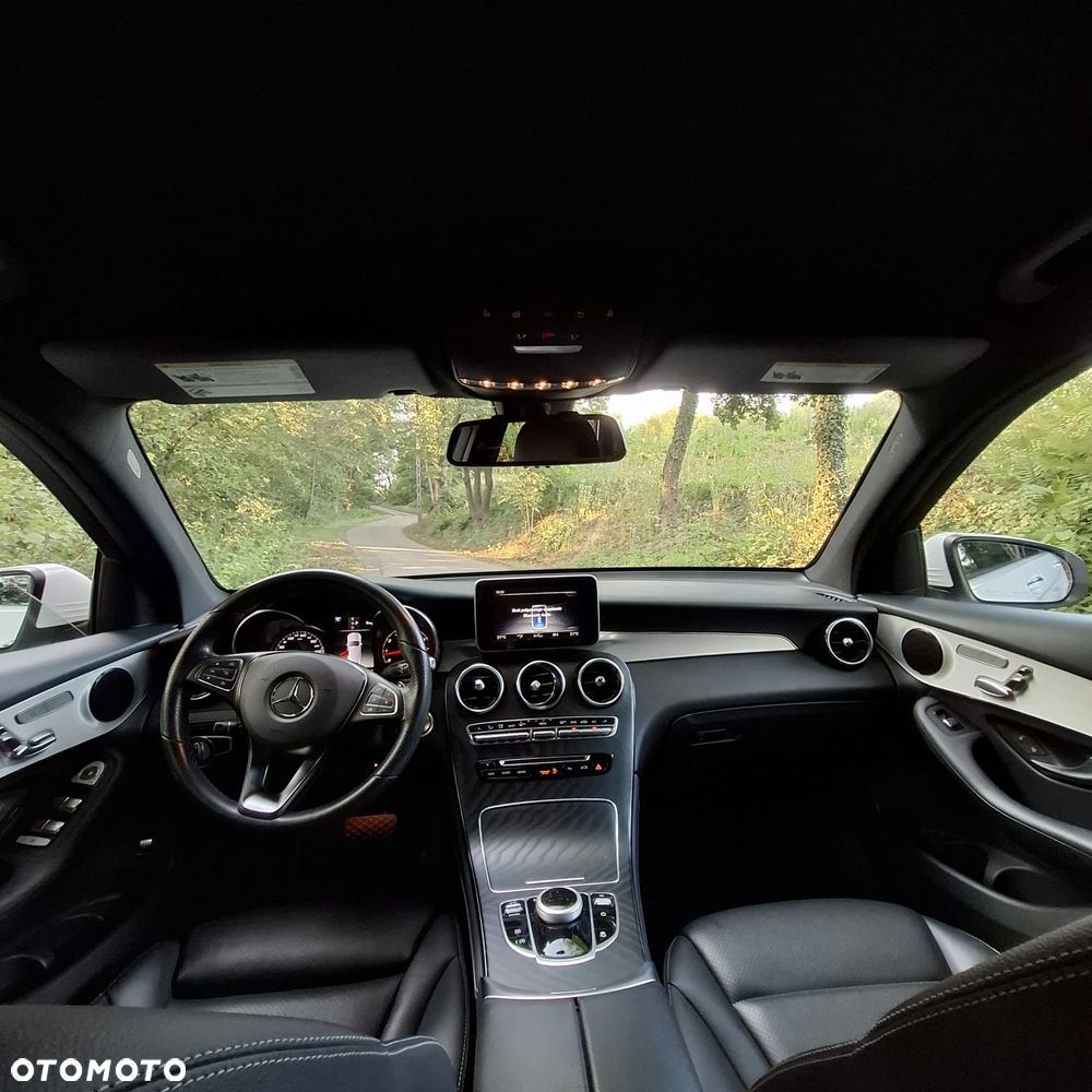 Mercedes-Benz GLC - 13