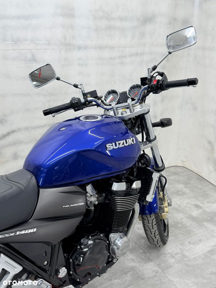 Suzuki GSX - 15