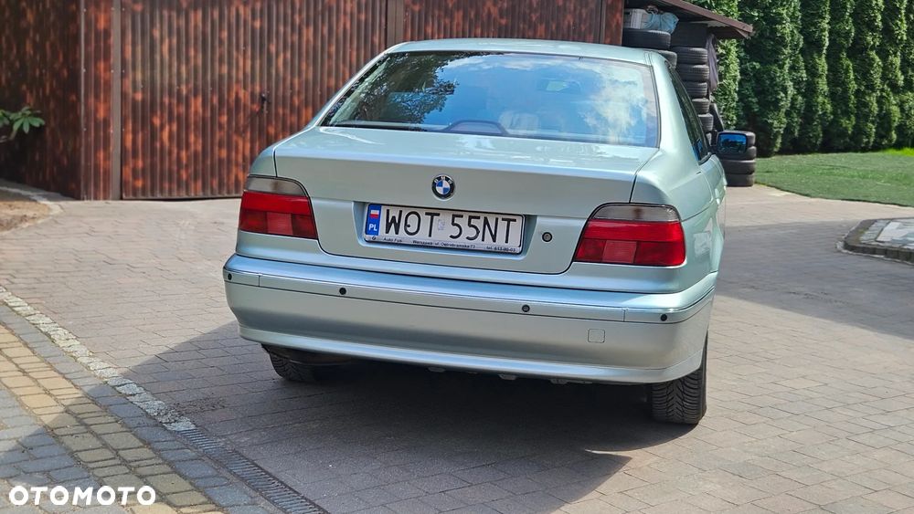 BMW Seria 5 523i - 14