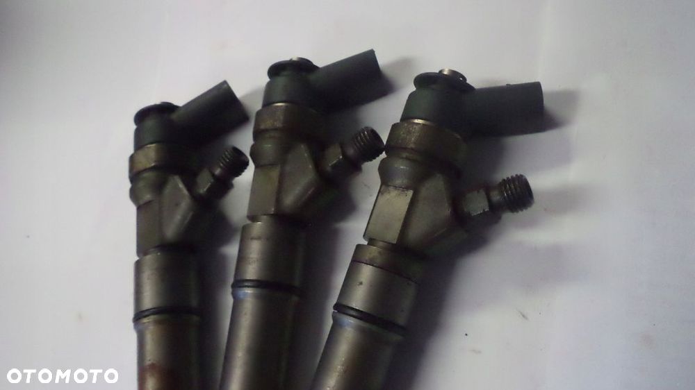 Wtrysk wtryskiwacz  BMW 2.0 3.0 D 0445110209 - 2