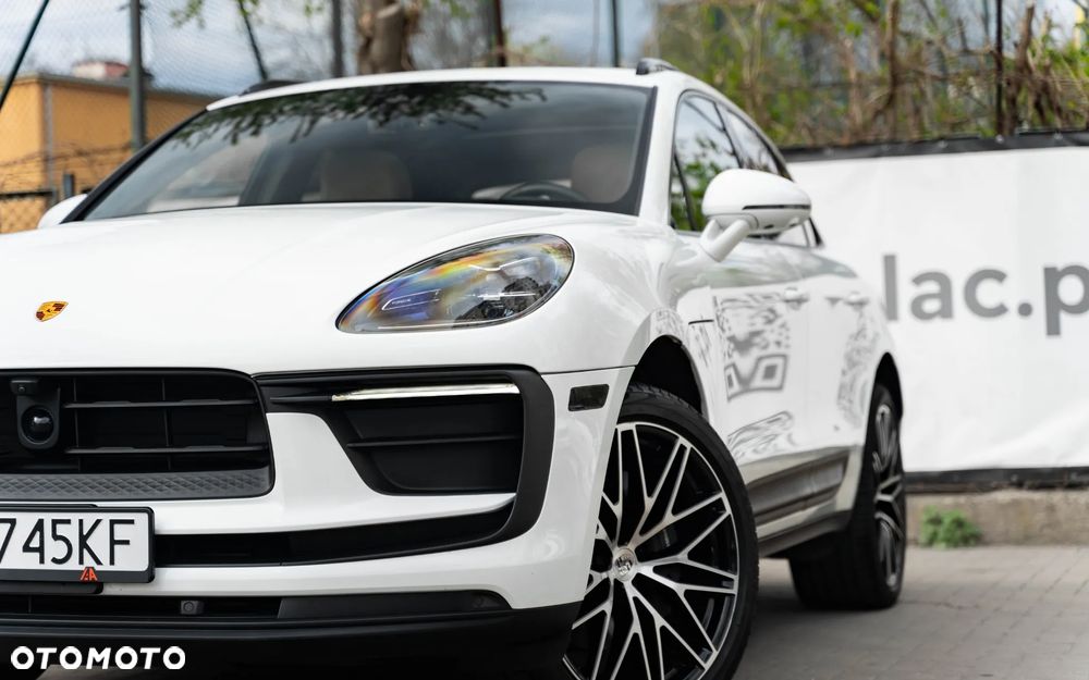 Porsche Macan T - 13
