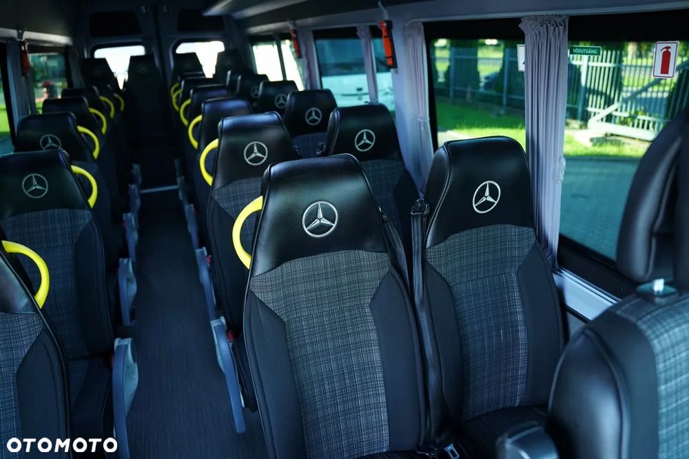 Mercedes-Benz SPRINTER 516 CDI / 2x KLIMA / SPROWADZONY / - 29