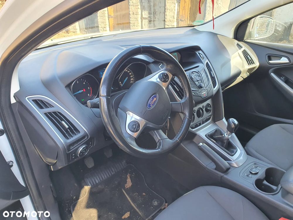 Ford Focus - 13