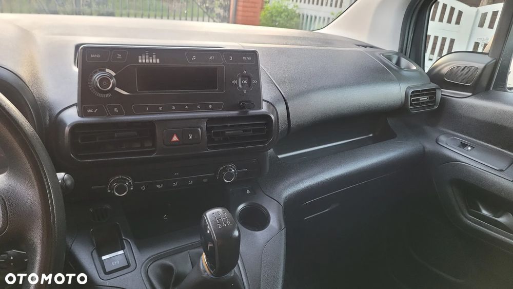 Citroën Berlingo LONG XL - 19