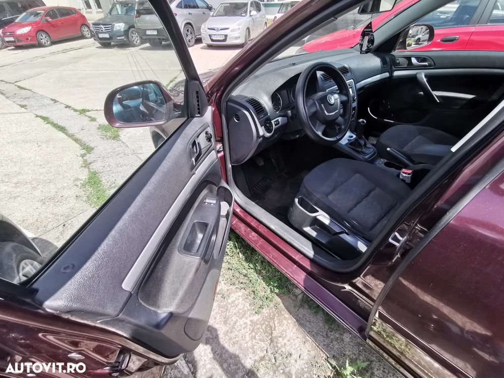 Skoda Octavia - 2