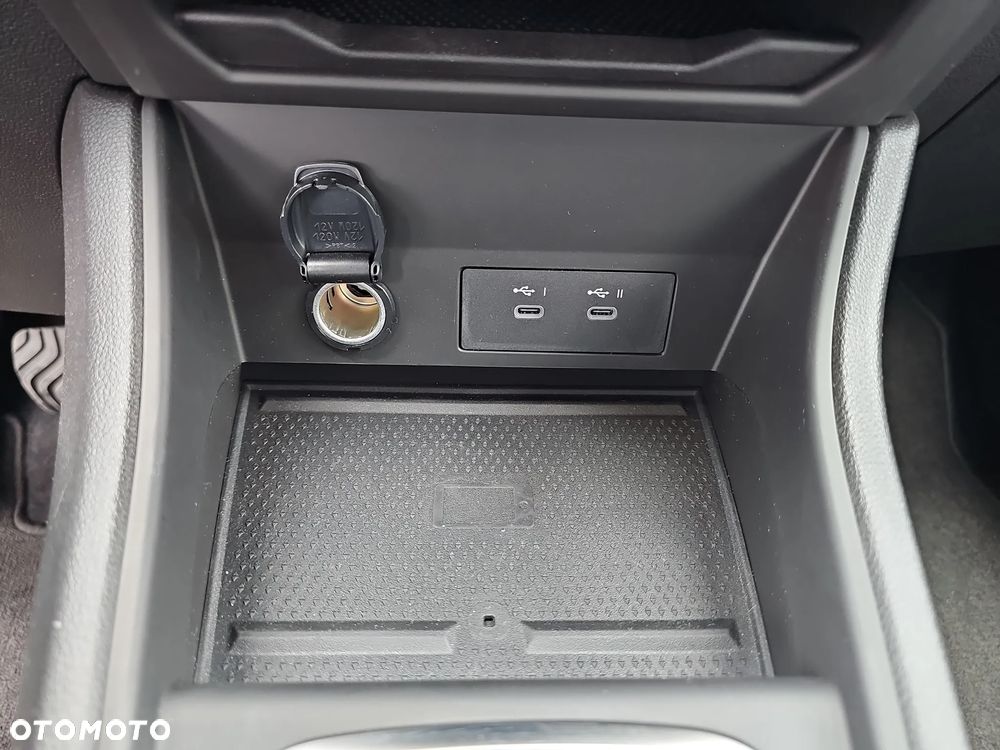 Renault Captur - 16