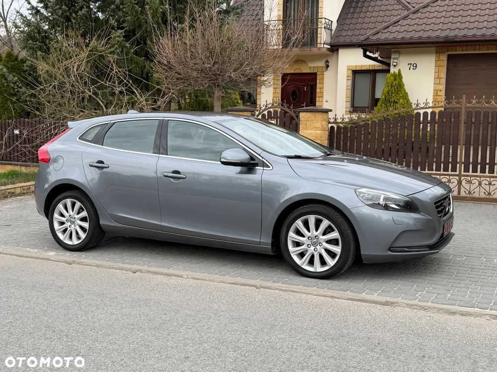 Volvo V40 D3 Summum - 23