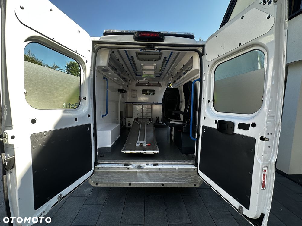 Fiat DUCATO L3H2 2.3 150KM 2015  bez Adblue AMBULANCE 5 miejsc - 32
