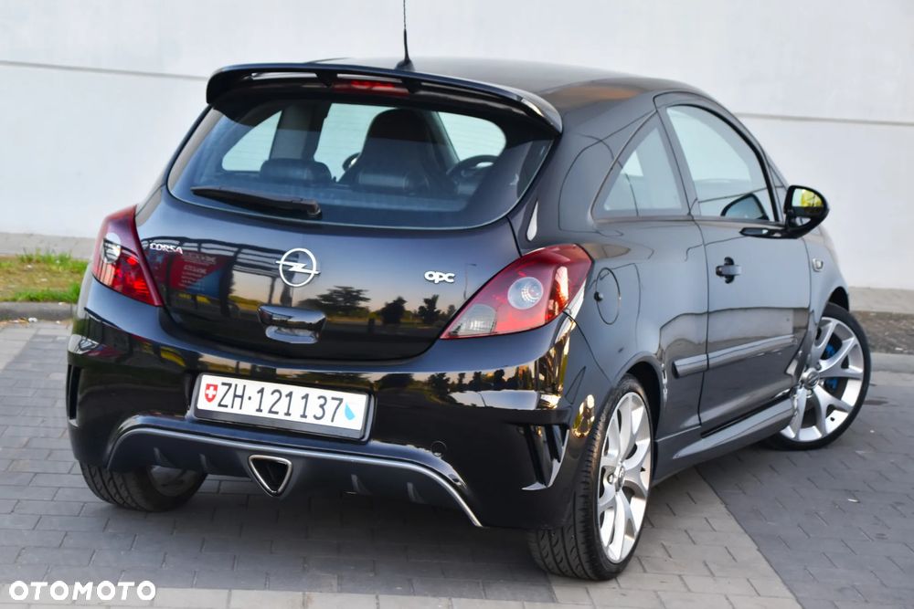 Opel Corsa 1.6 Turbo OPC - 26