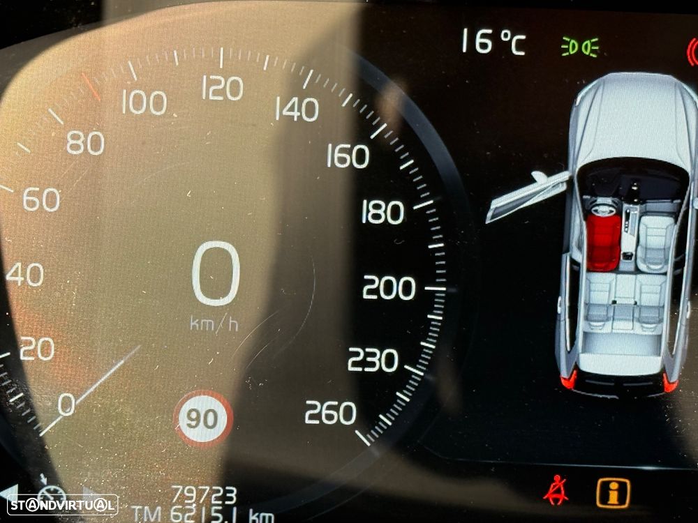 Volvo XC 60 2.0 T8 PHEV Inscription AWD - 29