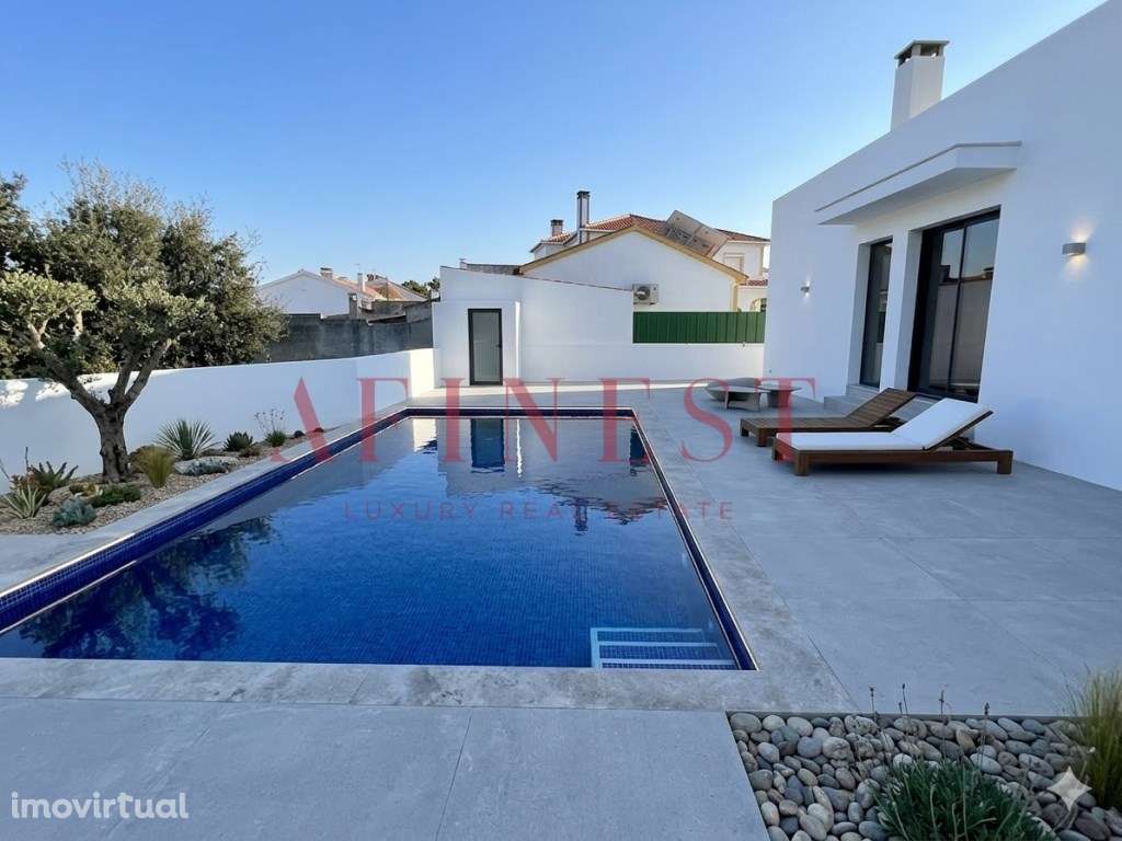 Moradia T3 moderna com piscina em Fernão Ferro - Grande imagem: 2/29