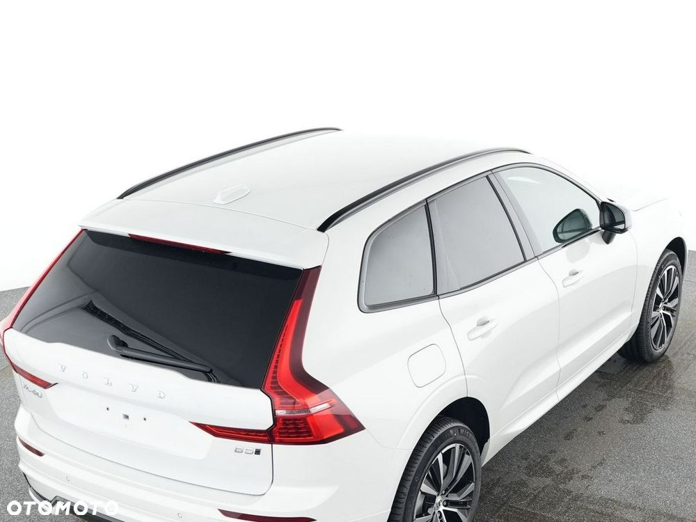 Volvo XC 60 B5 B AWD Plus Dark - 9