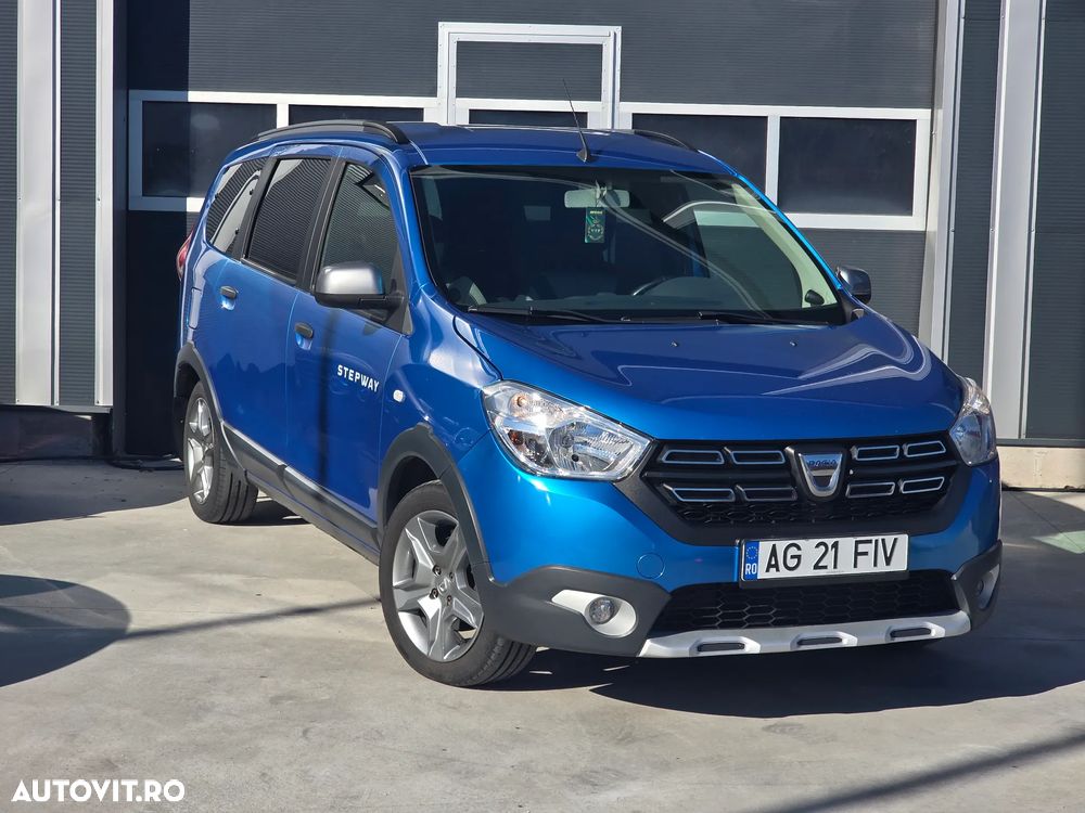 Dacia Lodgy 1.5 Blue dCi Stepway - 1