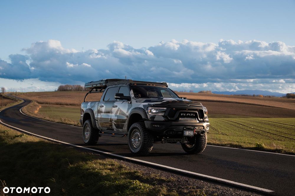 RAM 1500 Crew Cab Shortbed Rebel - 40