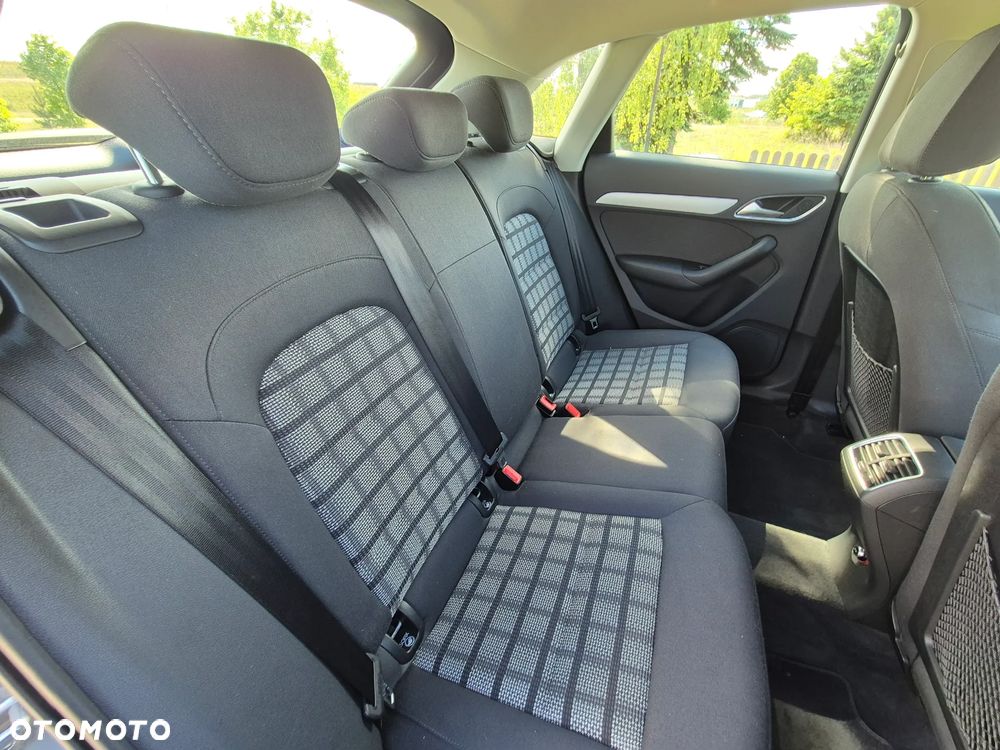 Audi Q3 2.0 TDI Design - 22
