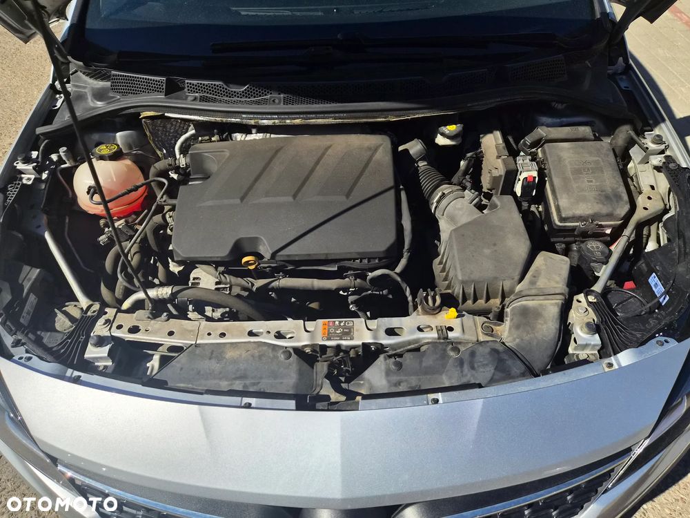 Opel Astra 1.5 CDTI Edition S&S - 8