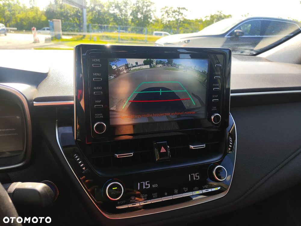 Toyota Corolla 1.8 Hybrid Comfort - 9