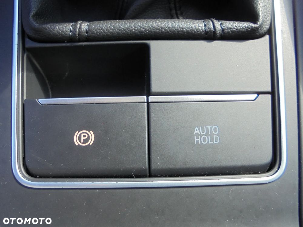 Volkswagen Golf 1.5 TSI OPF Style - 26