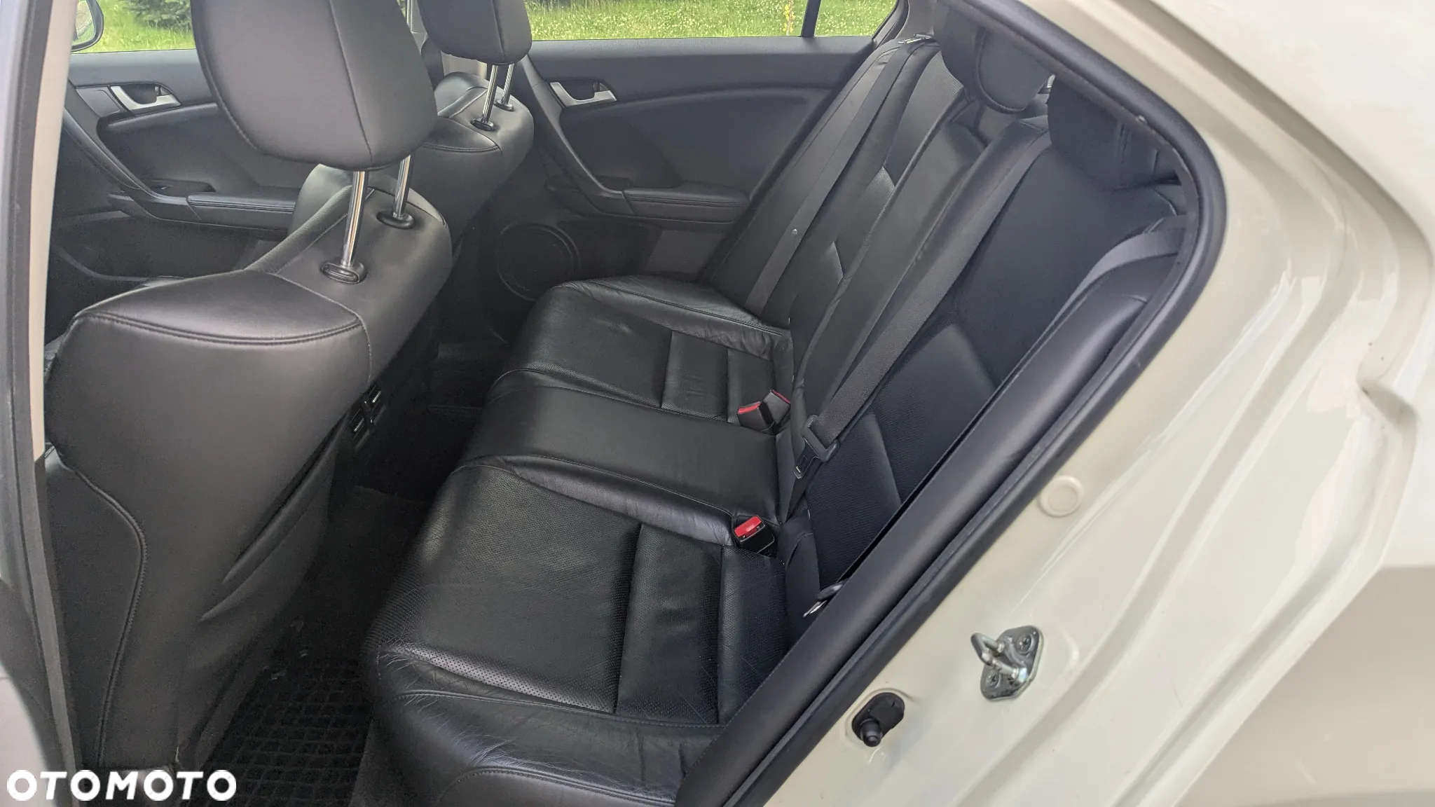 Honda Accord 2.0 Executive Nav - 13