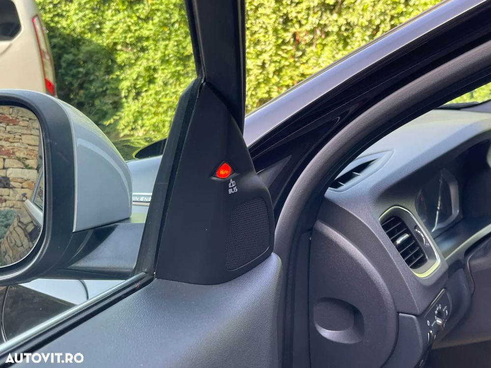 Volvo V60 D6 Twin Engine Geartronic RDesign - 27