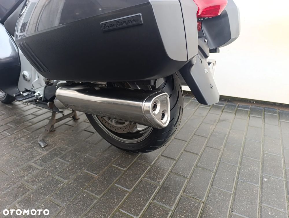 Honda ST - 22