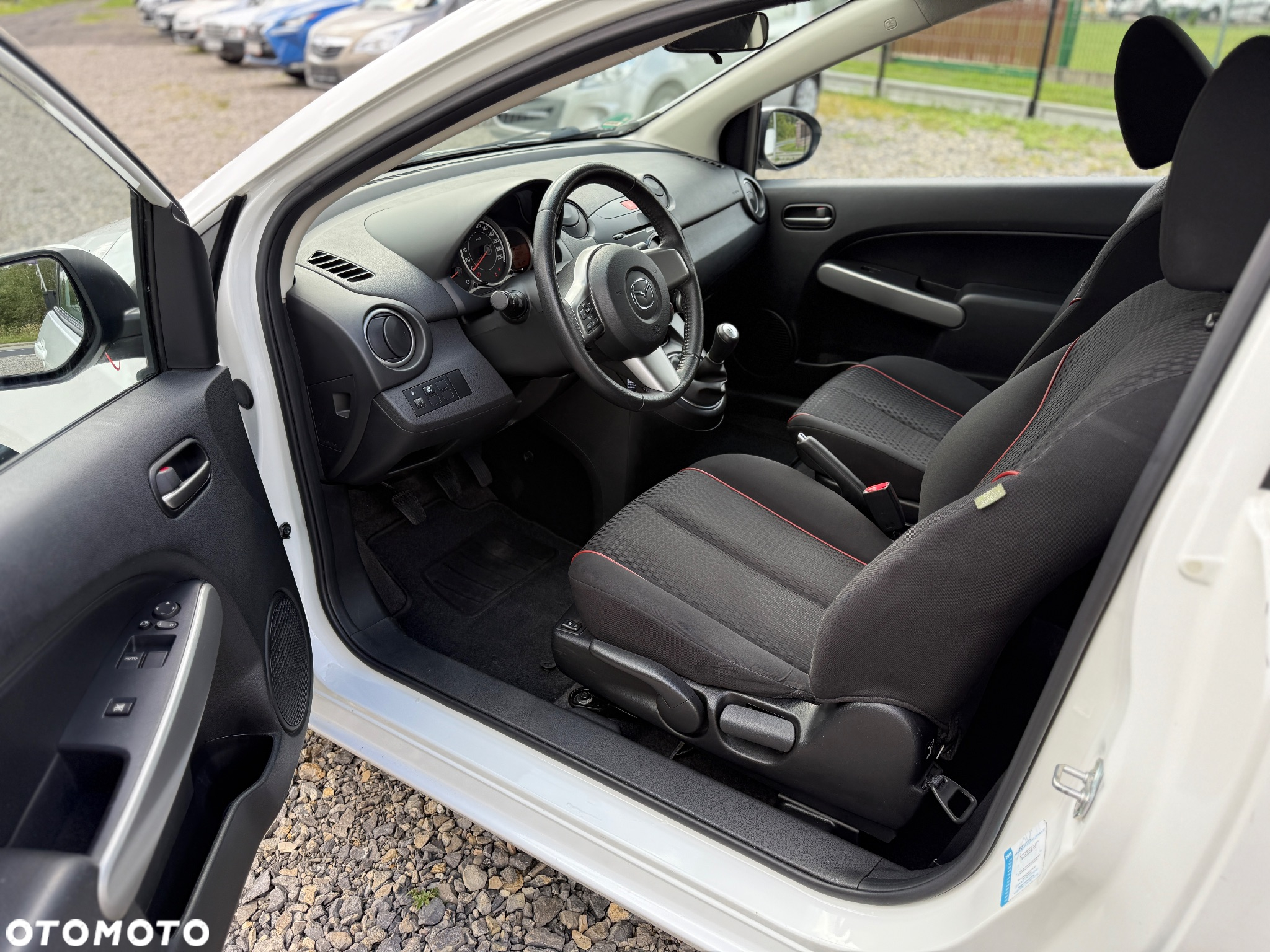 Mazda 2 1.3 Comfort - 11