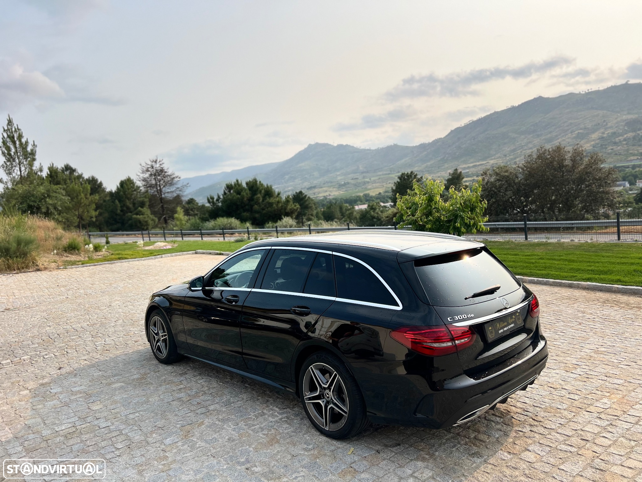 Mercedes-Benz C 300 de AMG Line - 3