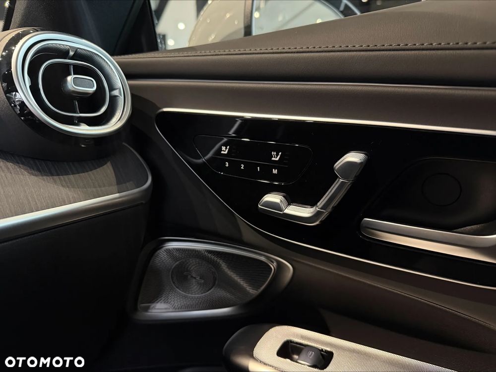 Mercedes-Benz CLE - 9