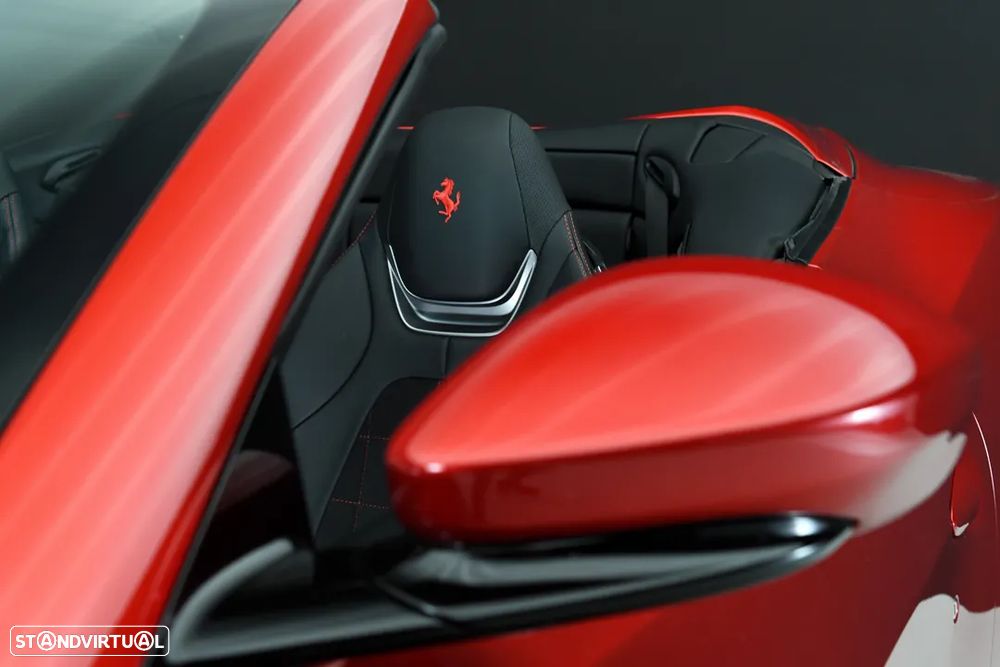 Ferrari Portofino M - 12