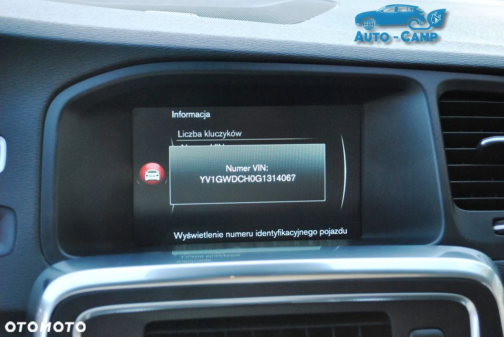 Volvo V60 D6 AWD Plug-in Hybrid R-Design Summum - 40
