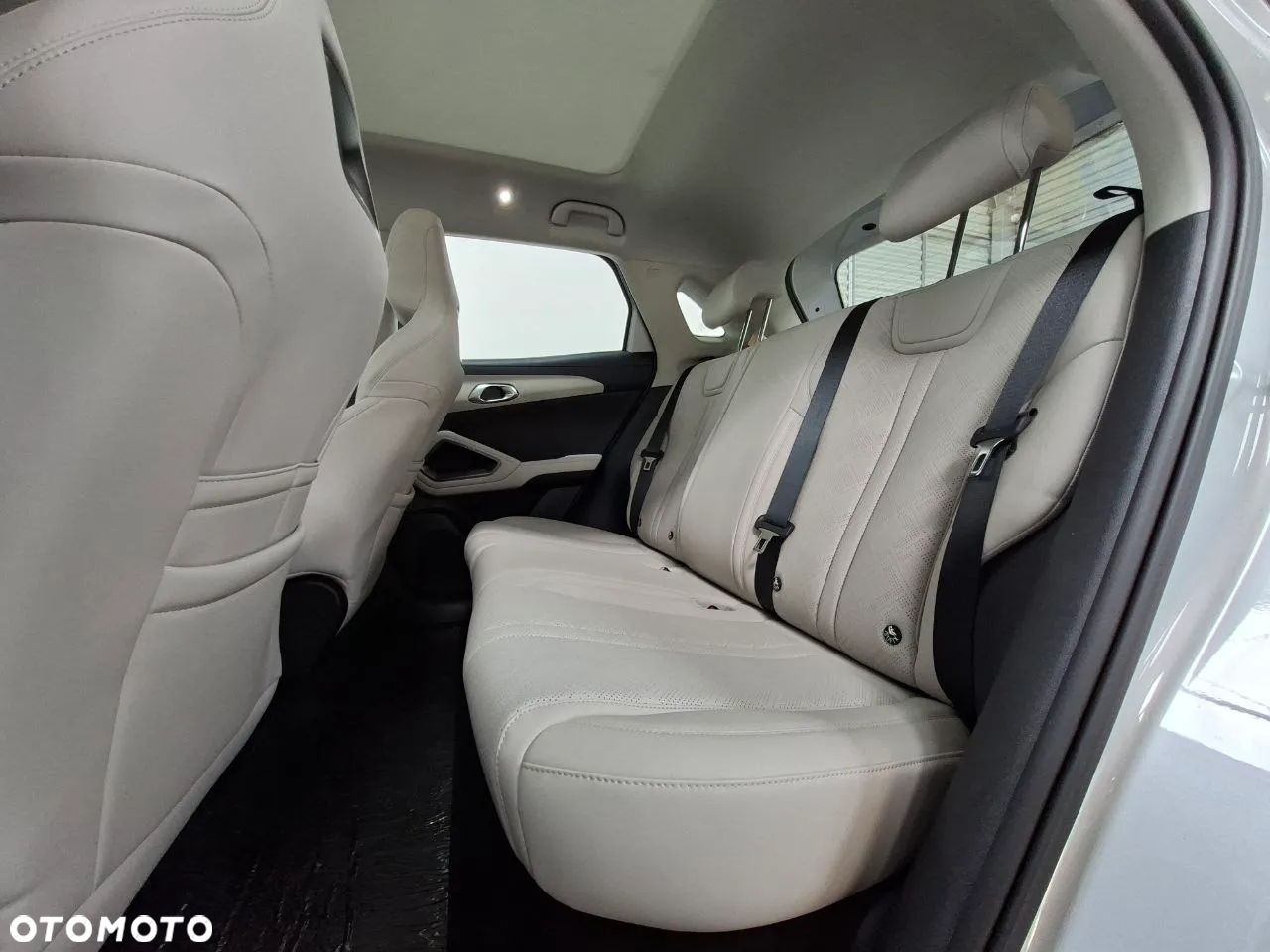 BYD Atto 2 45kWh Active - 11