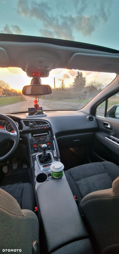 Peugeot 3008 1.6 THP Style - 12