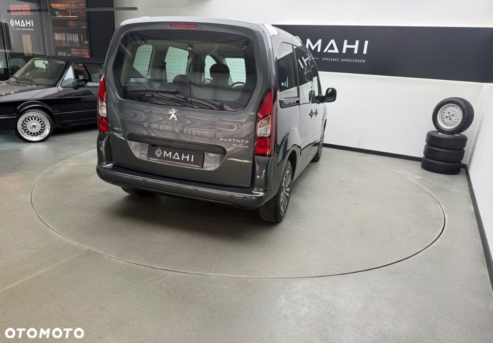 Peugeot Partner - 11