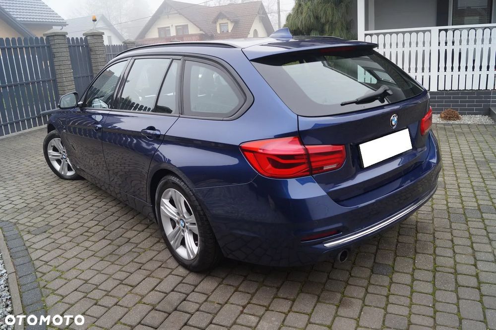 BMW Seria 3 318i Sport Line - 14