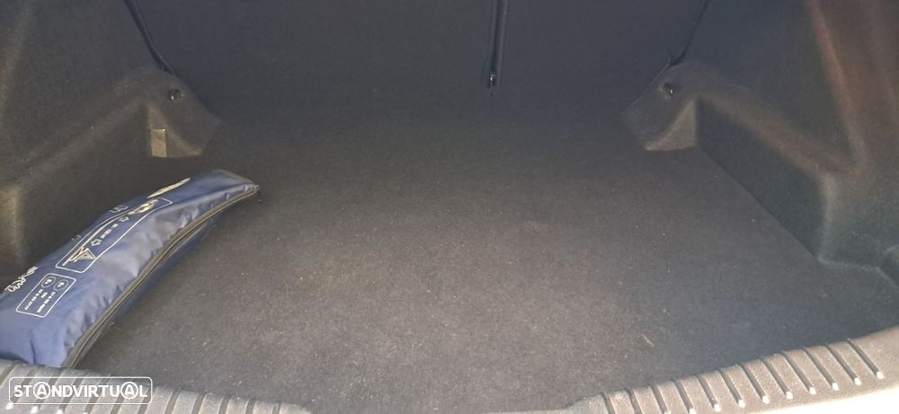 Ford Mondeo 1.8 TDCi 1st Edition - 11