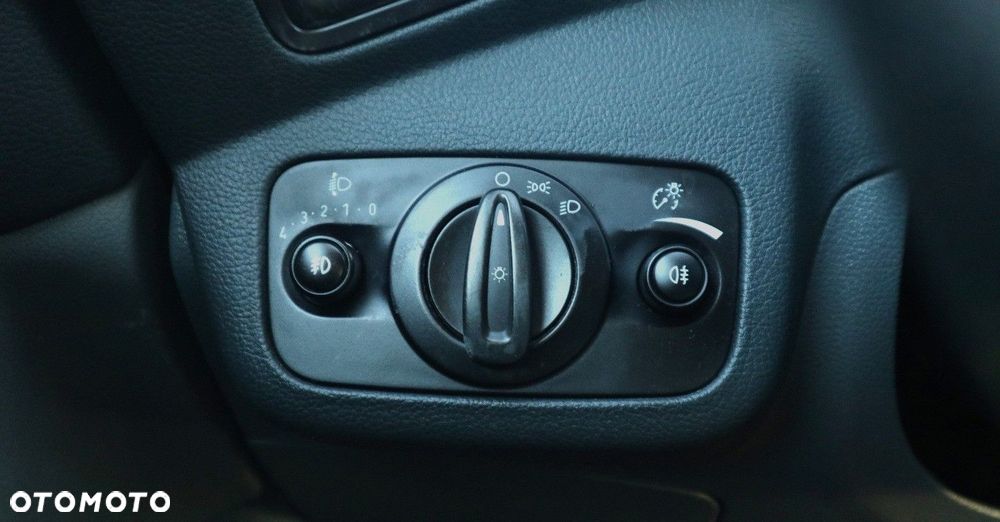 Ford Grand C-MAX - 27