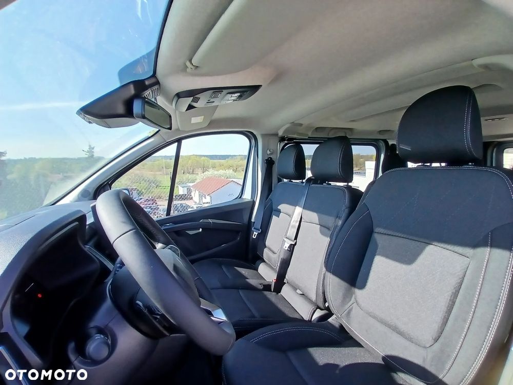 Renault Trafic - 13