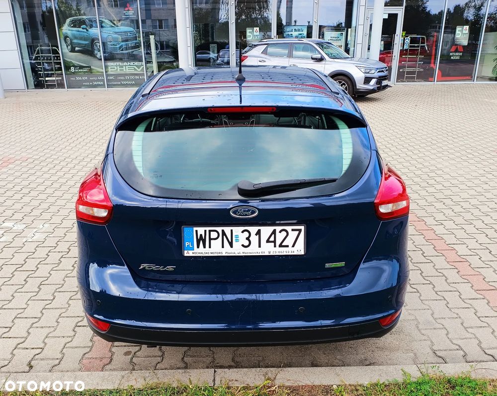 Ford Focus 1.0 EcoBoost Ambiente - 8